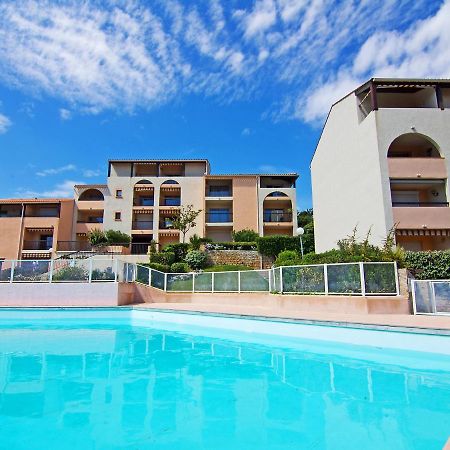 Apartment Le Domaine De La Gaillarde-16 By Interhome Ле Исамбр Екстериор снимка