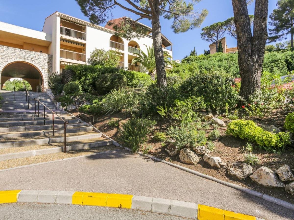 Apartment Le Domaine De La Gaillarde-16 By Interhome Ле Исамбр Екстериор снимка